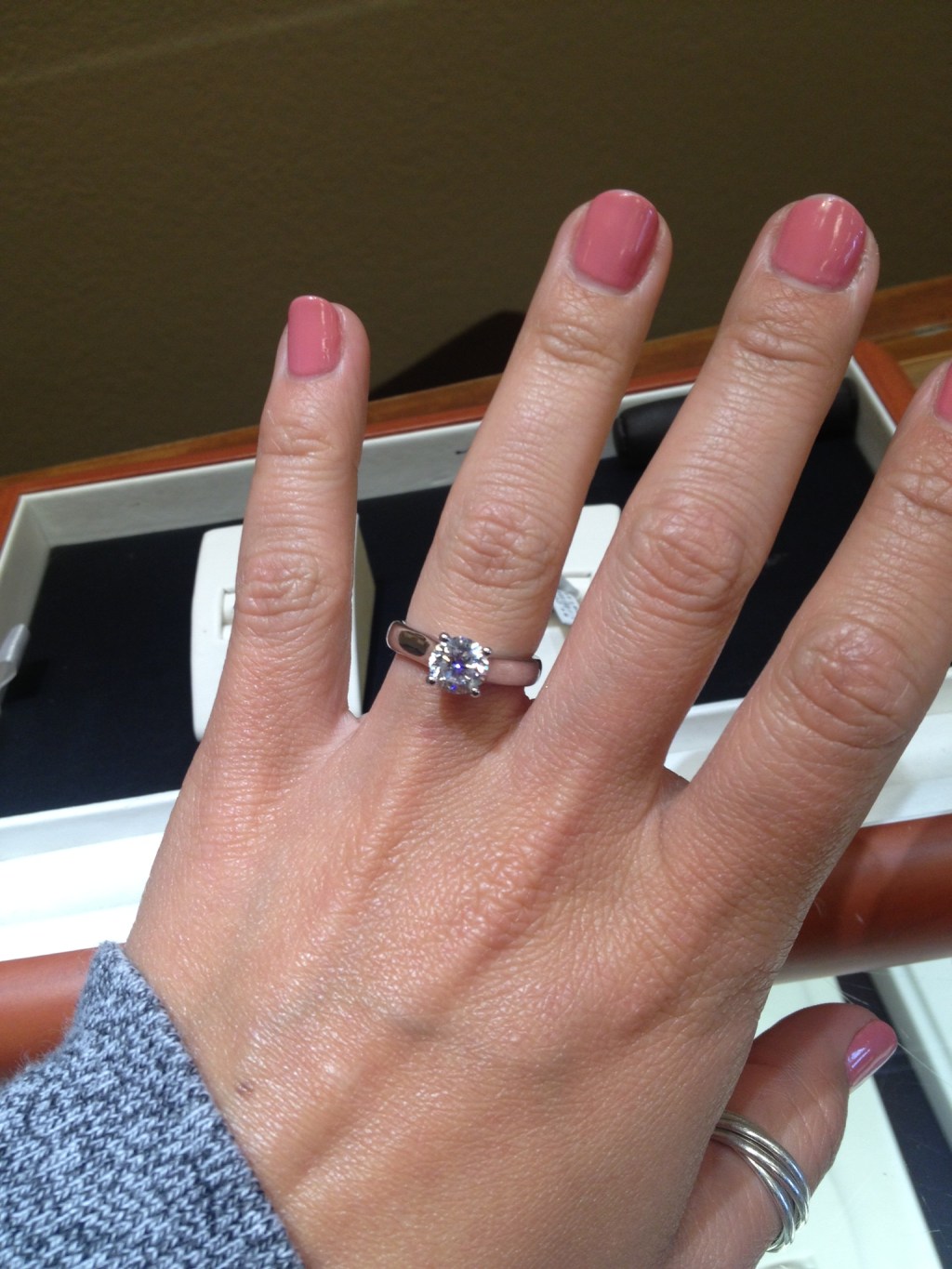 I look at my&nbsp;hands