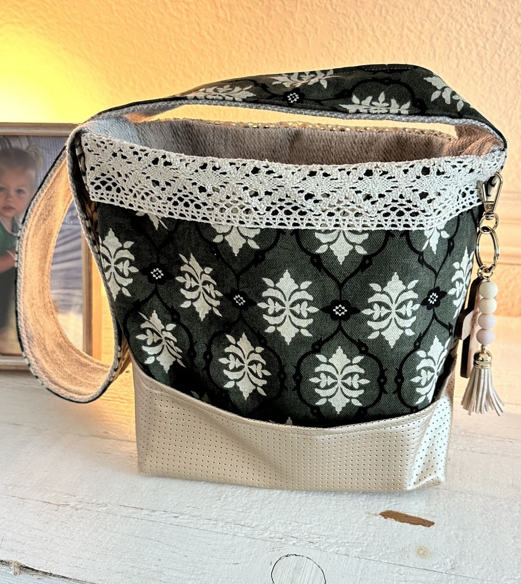 I Designed and Sewed my First Purse&nbsp;Today!
